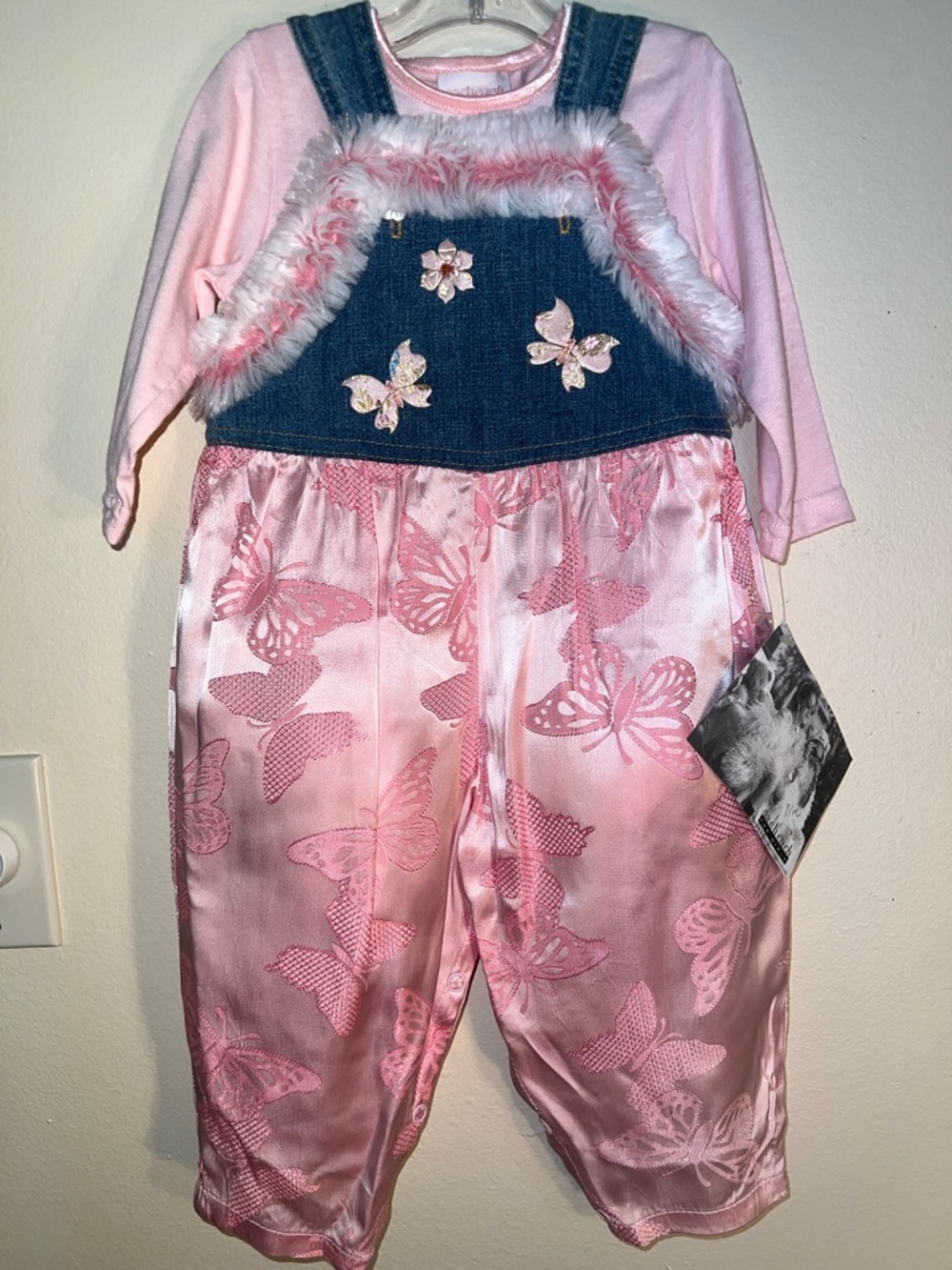 Vintage Kids Pink Butterfly Denim Overalls with Faux-Fur Accent and Shirt
